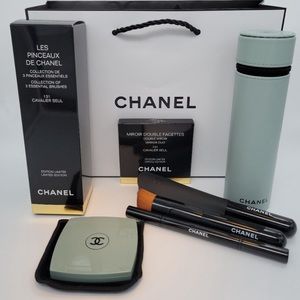 Chanel Collection of 3 Essential Brushes / Mirror 131 Cavalier Seul (SOLD OUT)